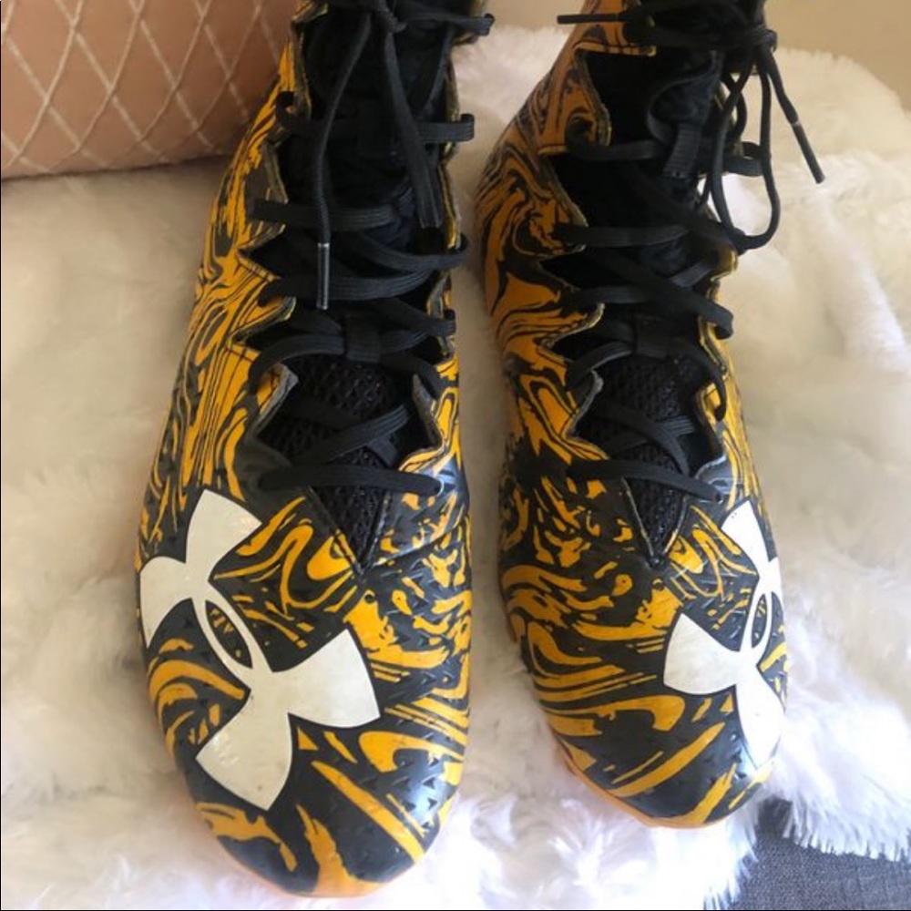 Under Armour football cleats